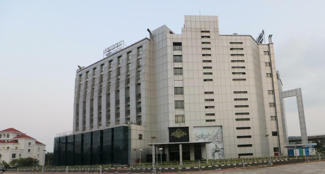 Aristocrat Hotel Калькутта Экстерьер фото
